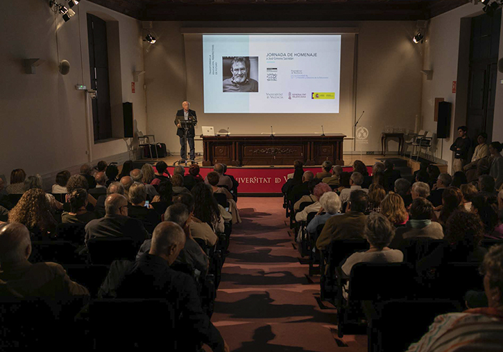 La UV ha acollit aquest 26 d'abril en La Nau un homenatge al Dr. José Gimen